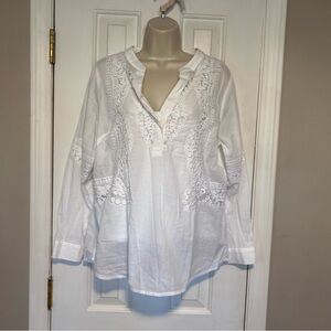 Soft Surroundings Two-&-One White Long SleeveOpen Yoke & White Tank | Petite Med